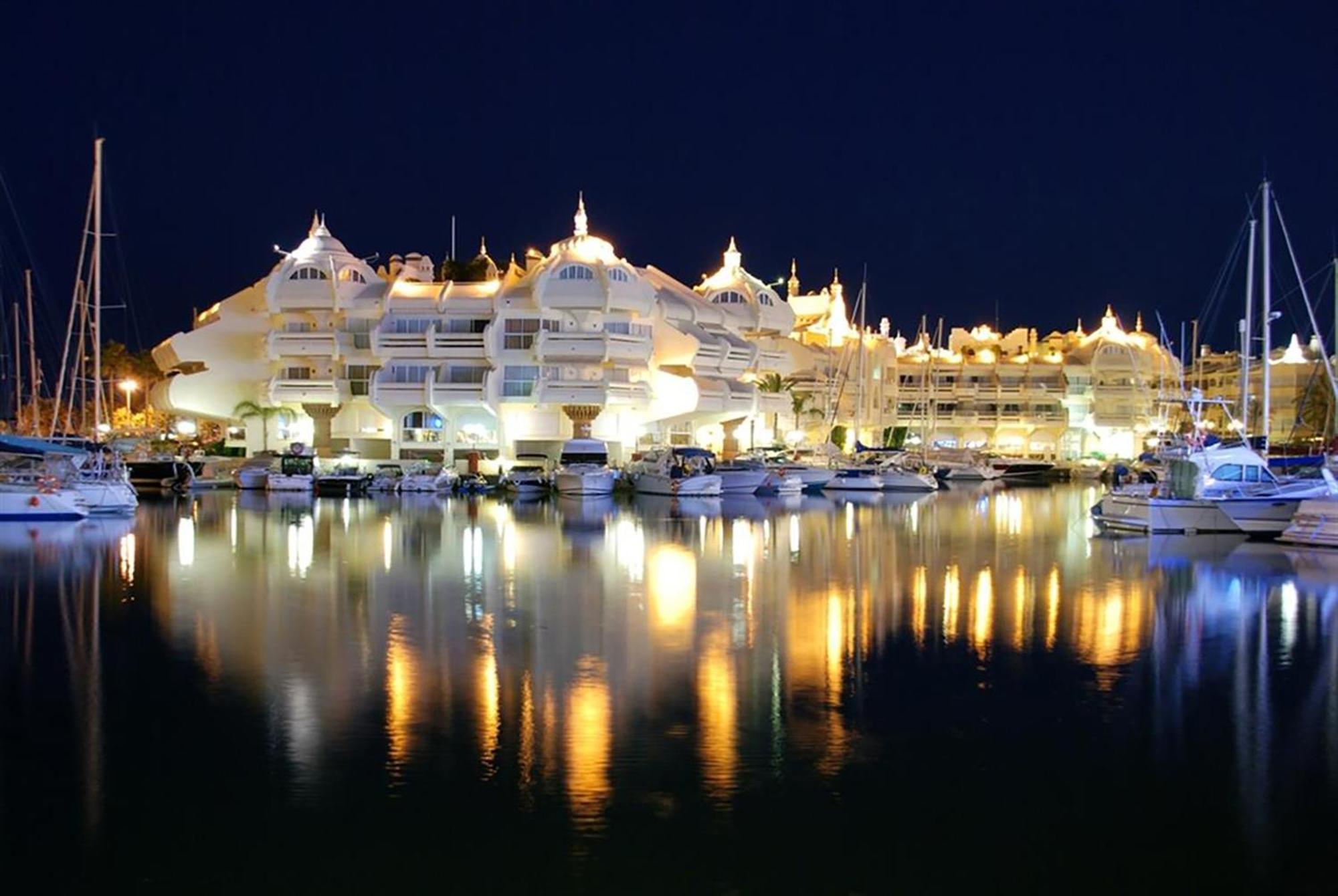 Skysea Benalmadena Puerto Marina公寓 外观 照片